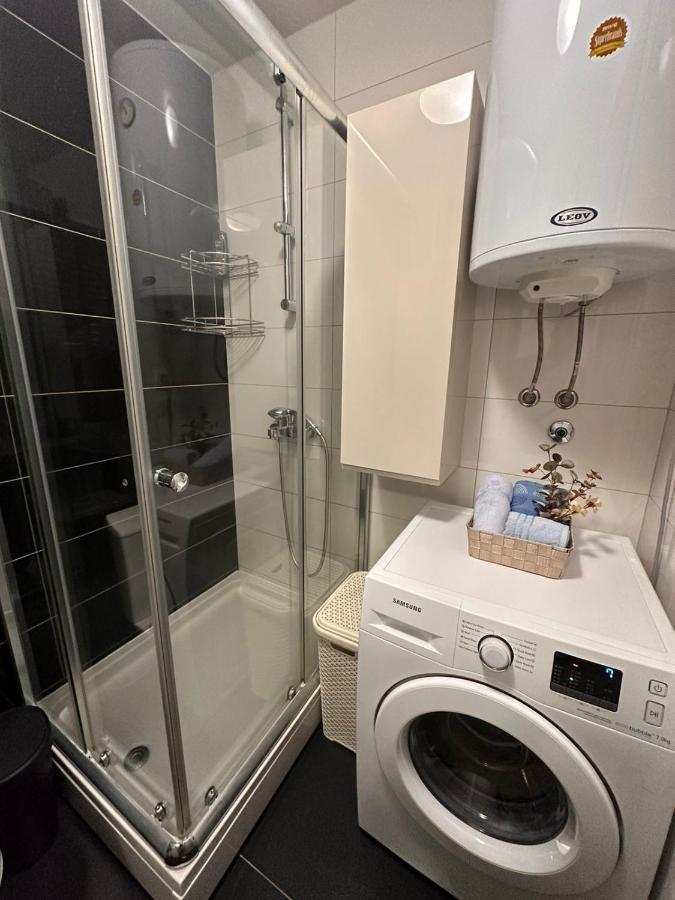 Dono Apartment スコピエ エクステリア 写真
