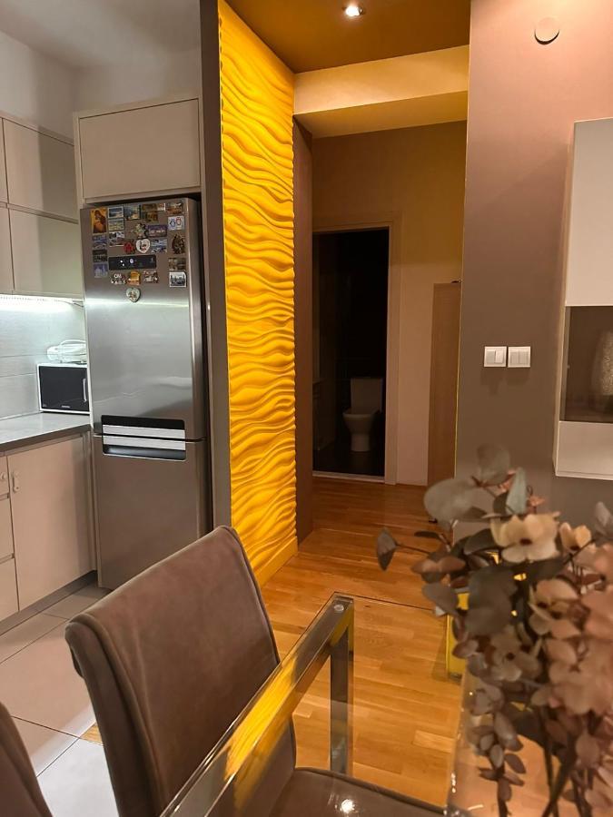 Dono Apartment スコピエ エクステリア 写真